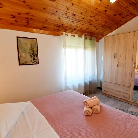 Peric Apartment *