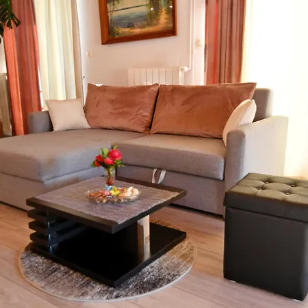 Peric Apartment *