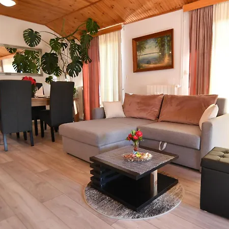 Peric Apartment *